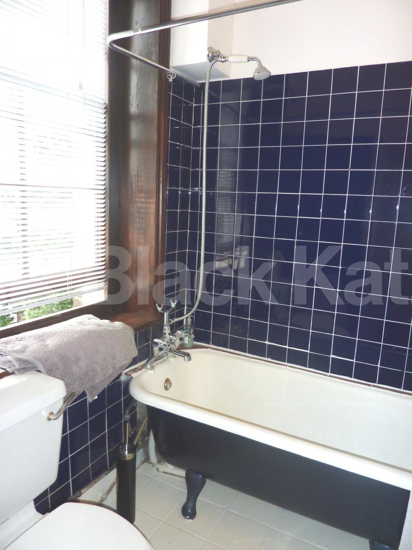 			NEW INSTRUCTION, 2 Bedroom, 1 bath, 1 reception Flat			 Kensington Mall, NOTTING HILL GATE